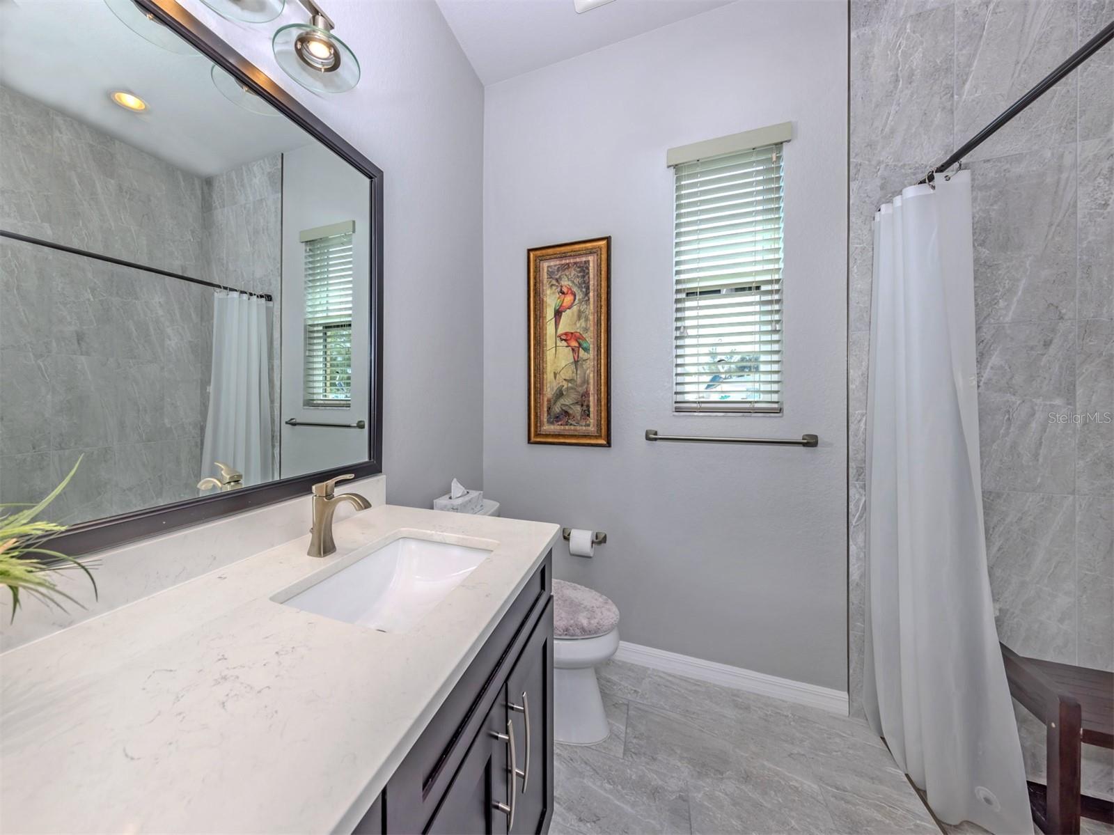 BEACH MANOR - Residential