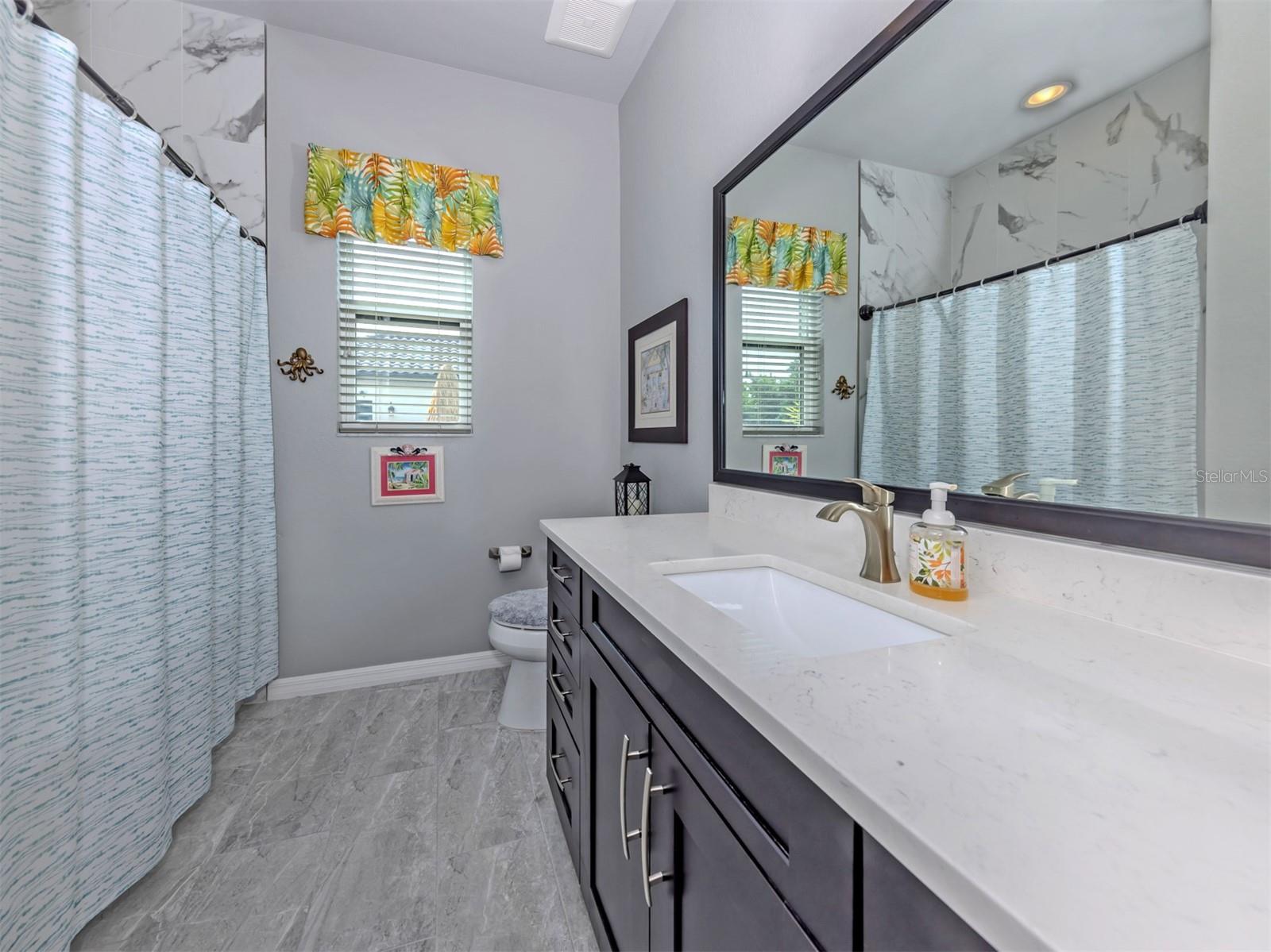 BEACH MANOR - Residential