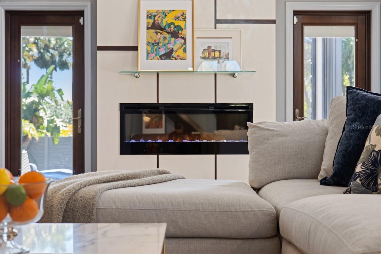 TIERRA VERDE UNIT 1 4TH REP - Residential