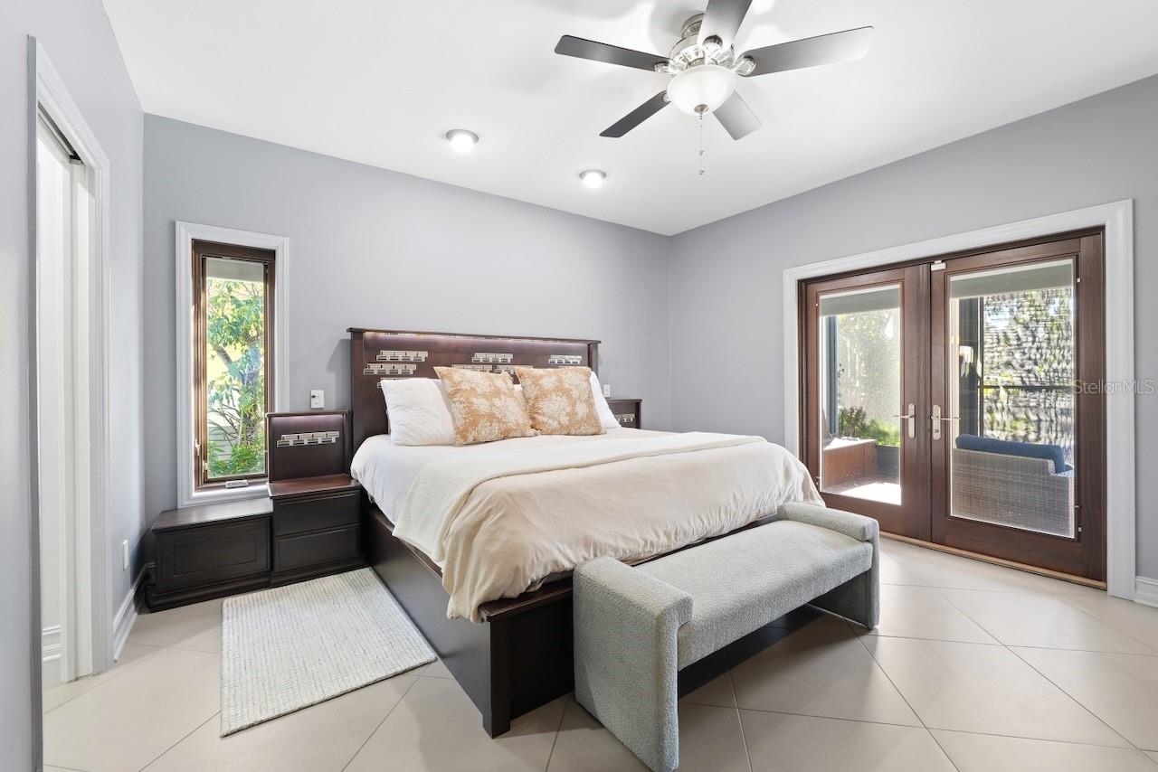 TIERRA VERDE UNIT 1 4TH REP - Residential