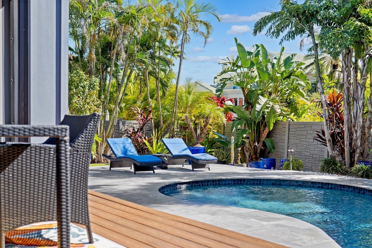 TIERRA VERDE UNIT 1 4TH REP - Residential