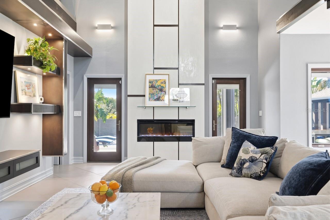 TIERRA VERDE UNIT 1 4TH REP - Residential