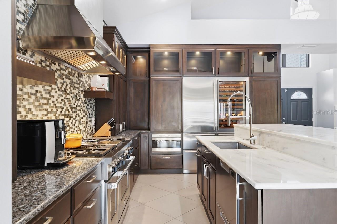 TIERRA VERDE UNIT 1 4TH REP - Residential