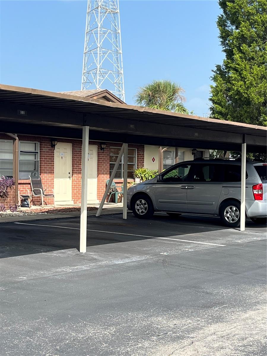 HILL CREST VILLAS - Residential