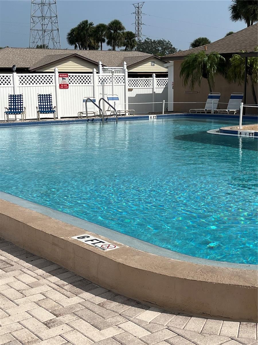 HILL CREST VILLAS - Residential