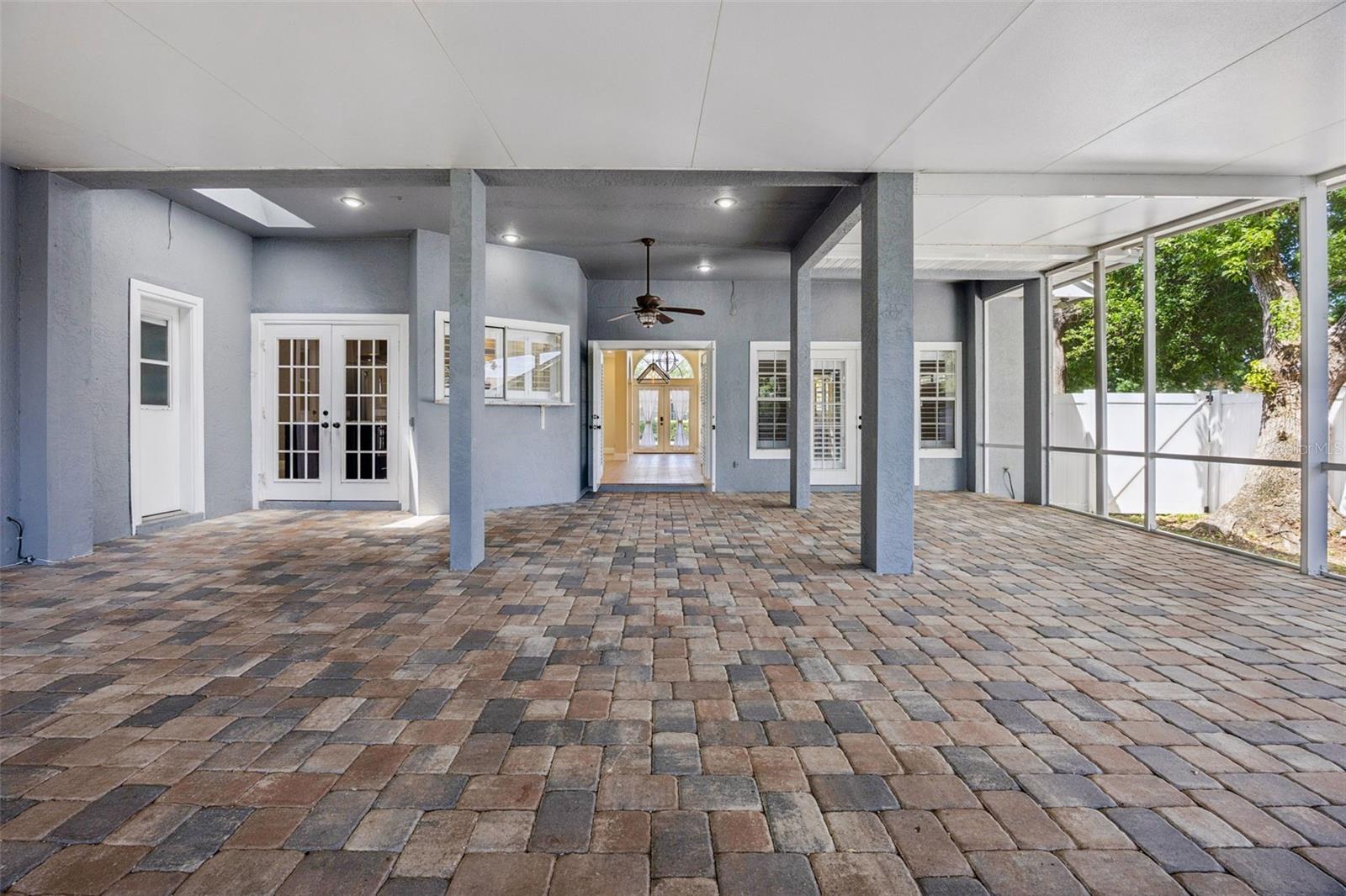 BAY VISTA ESTATES - Residential