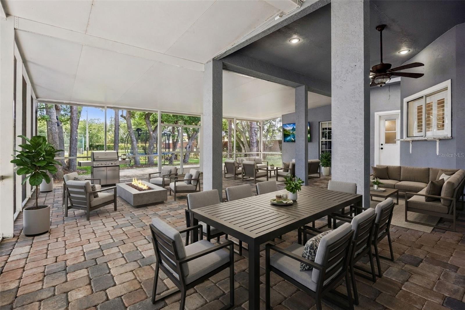 BAY VISTA ESTATES - Residential