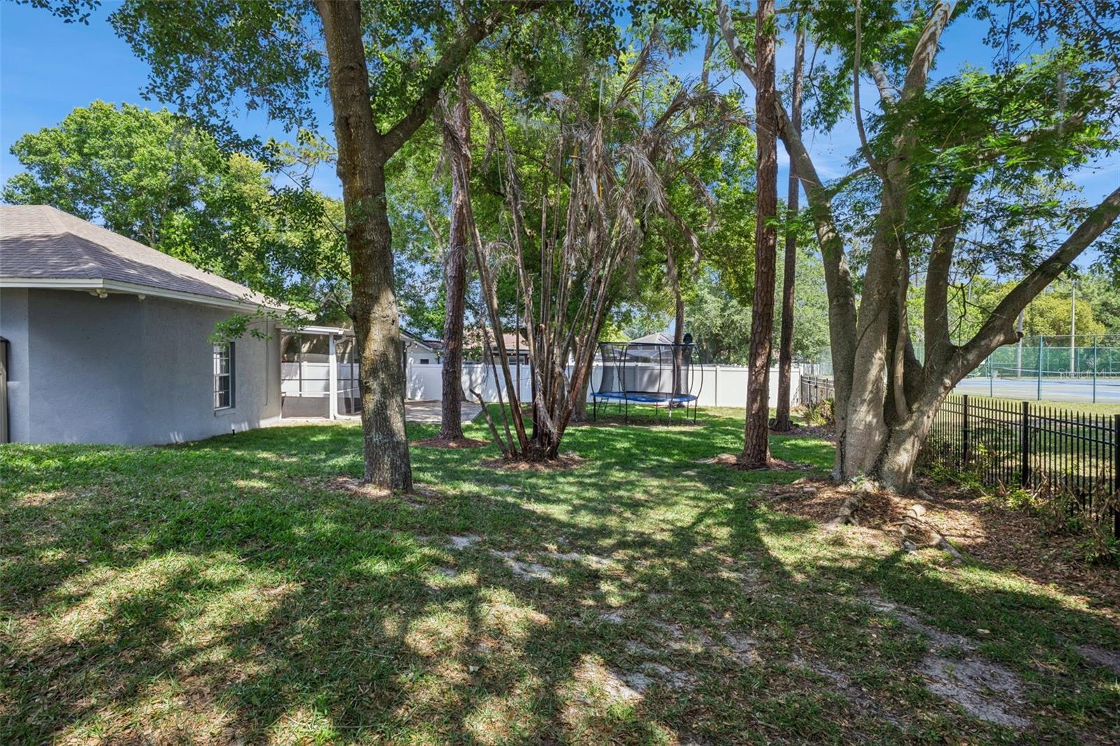 BAY VISTA ESTATES - Residential