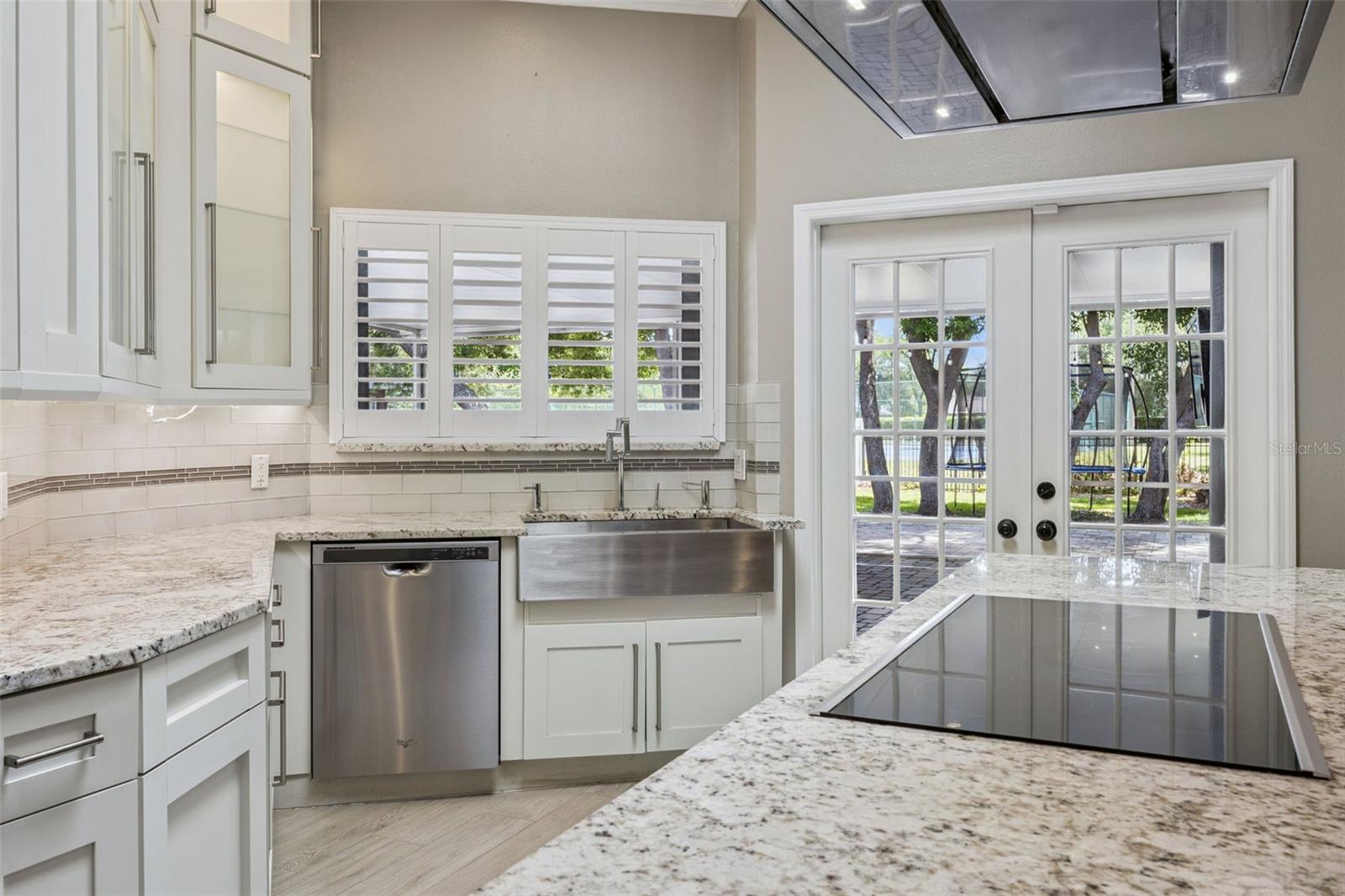 BAY VISTA ESTATES - Residential