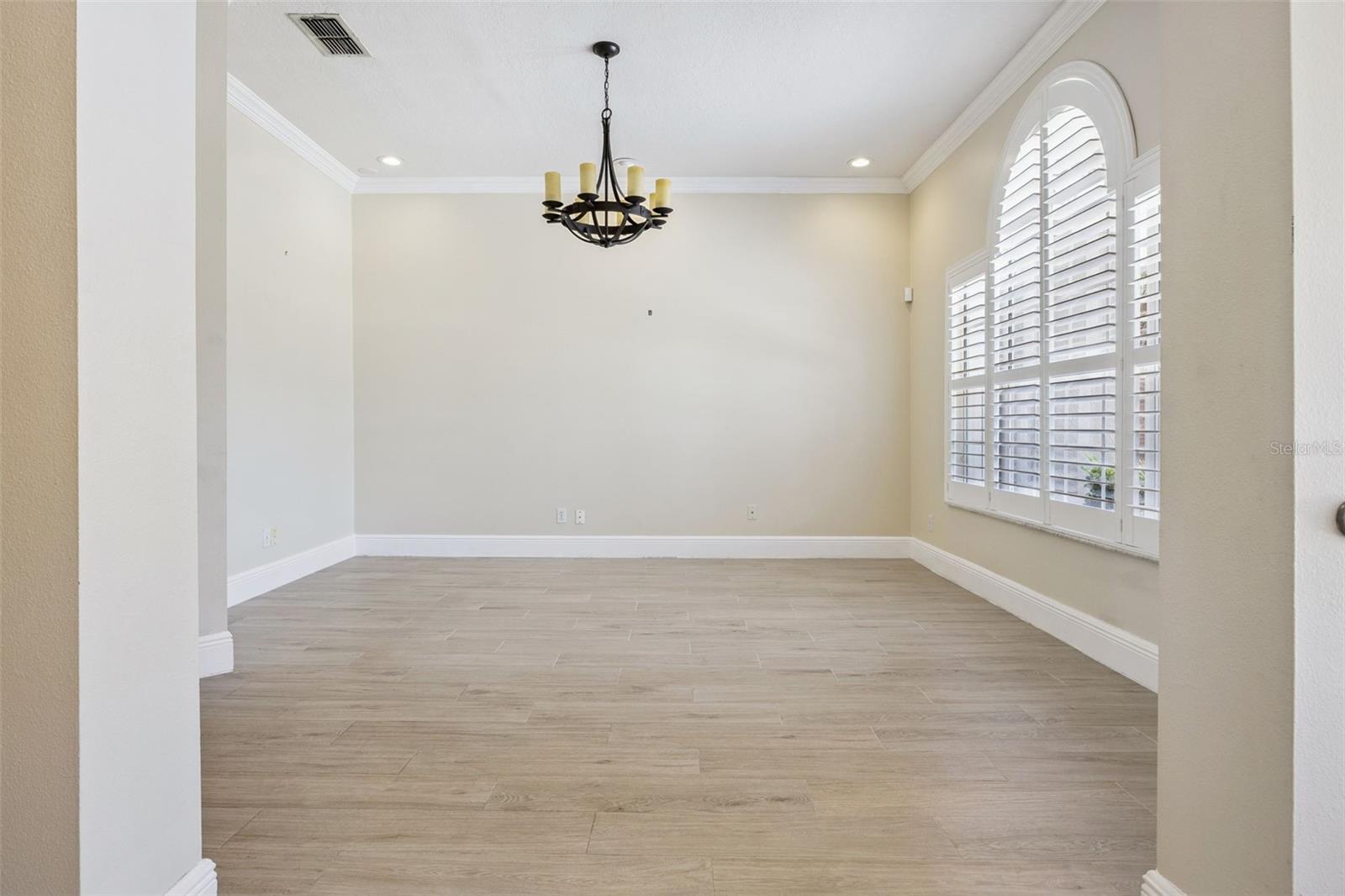 BAY VISTA ESTATES - Residential