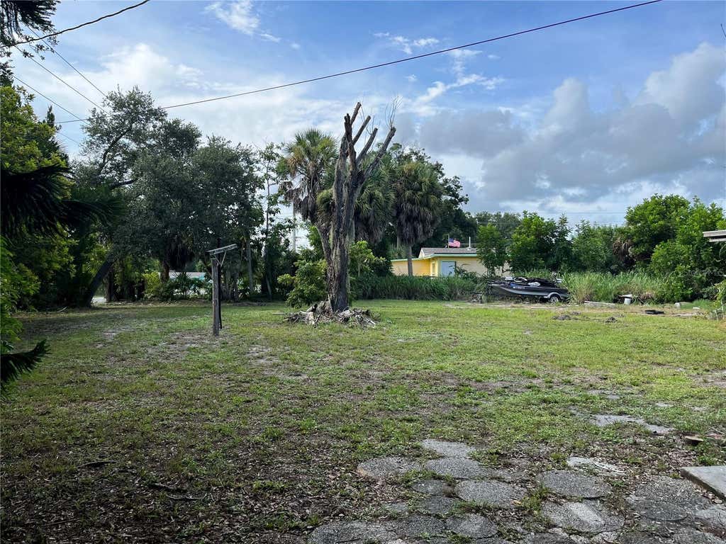 Photo of 903 Anderson Road, Nokomis, FL 34275 (MLS # N6145227)