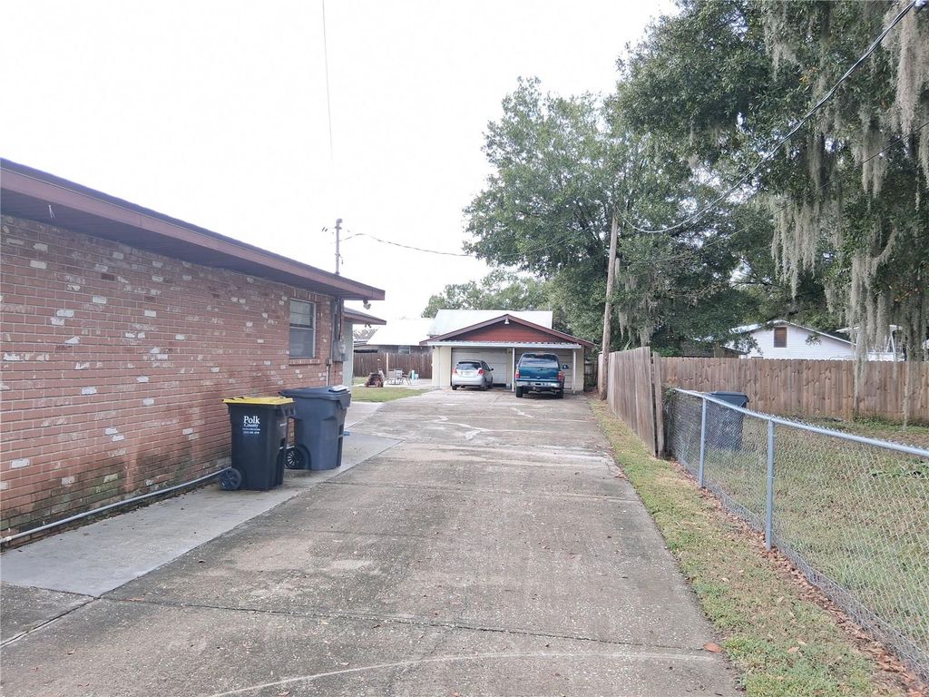 Photo of 522 Alderman Road, Lakeland, FL 33810 (MLS # L4957812)