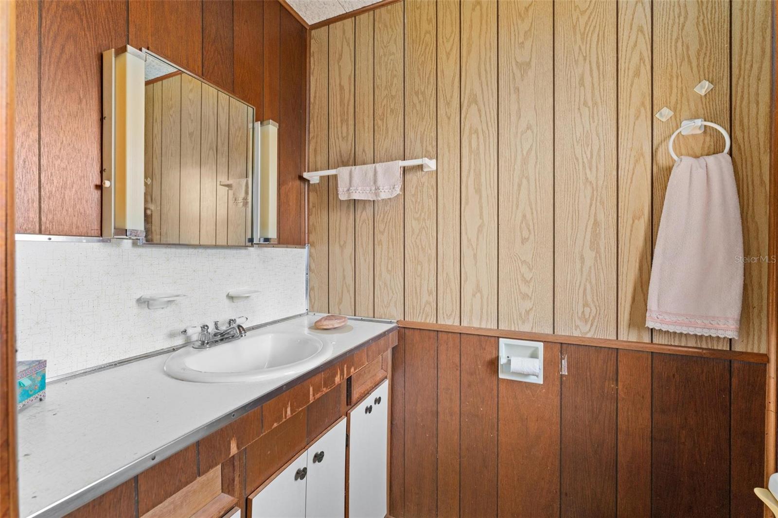 BASSVILLE PARK - Residential
