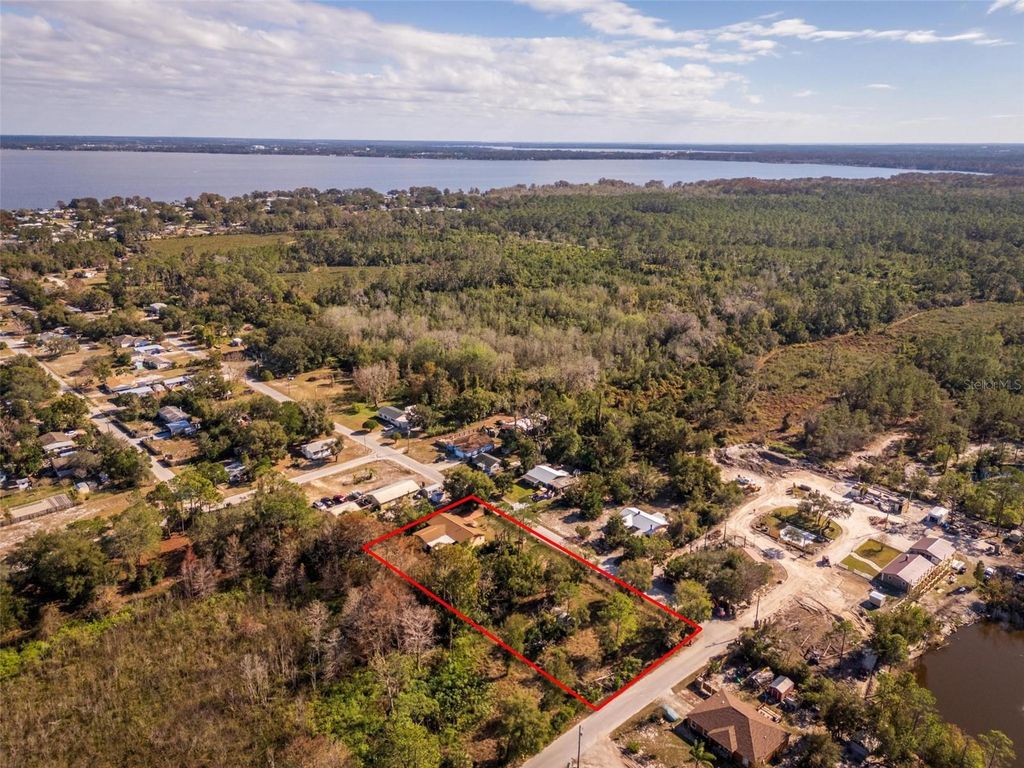 Photo of 11451 Pala Verda Avenue, Leesburg, FL 34788 (MLS # G5102808)