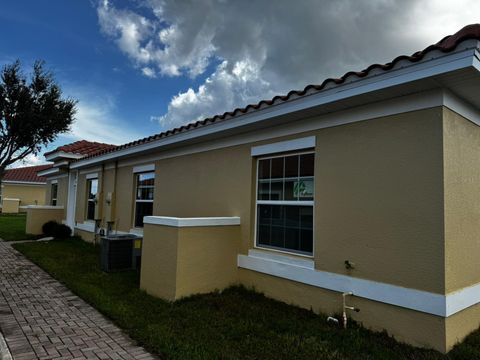 A home in POINCIANA