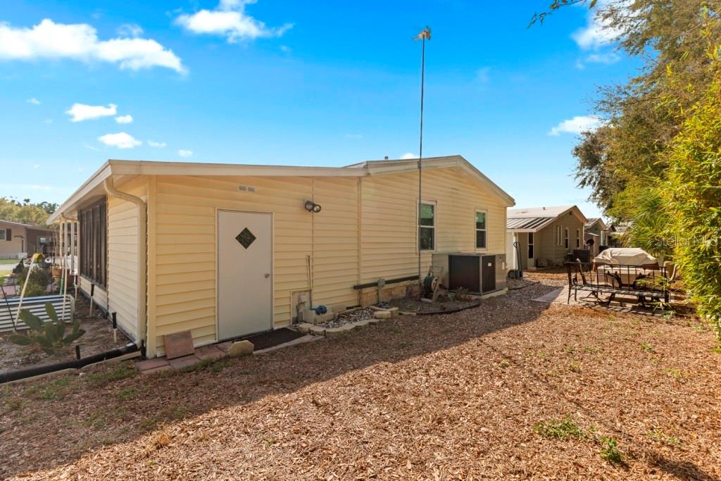 COLONY HILLS COMMUNITY - Residential