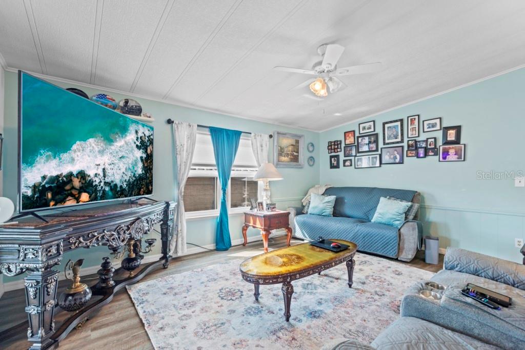 COLONY HILLS COMMUNITY - Residential