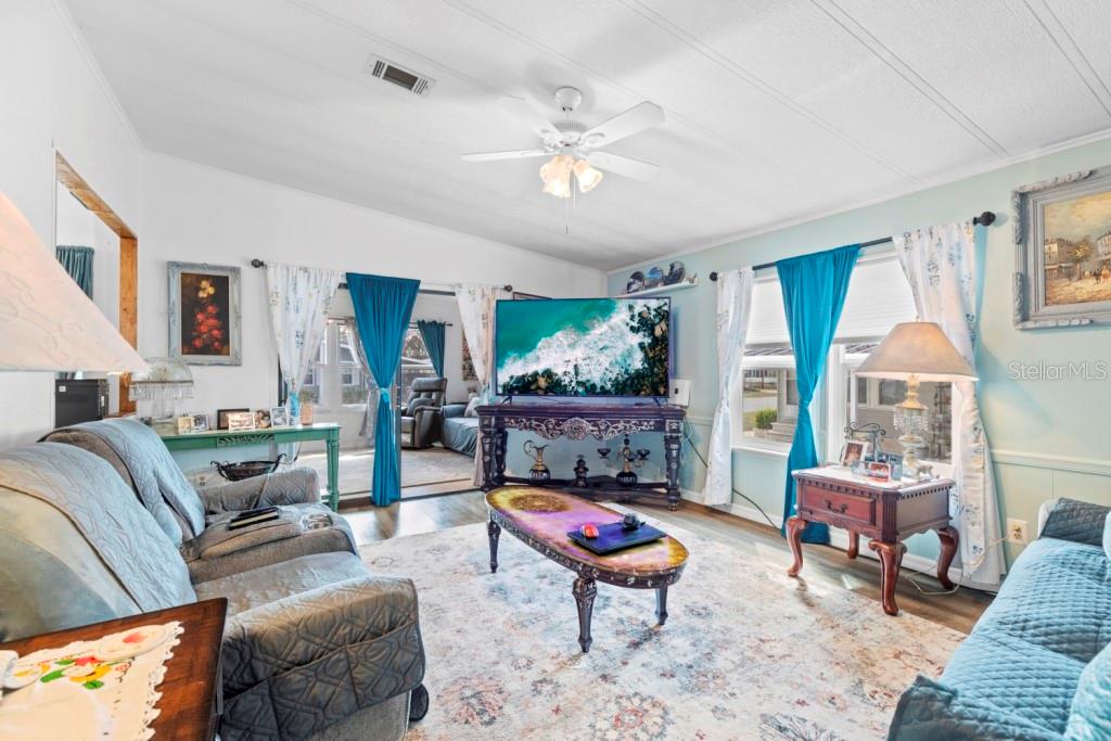 COLONY HILLS COMMUNITY - Residential