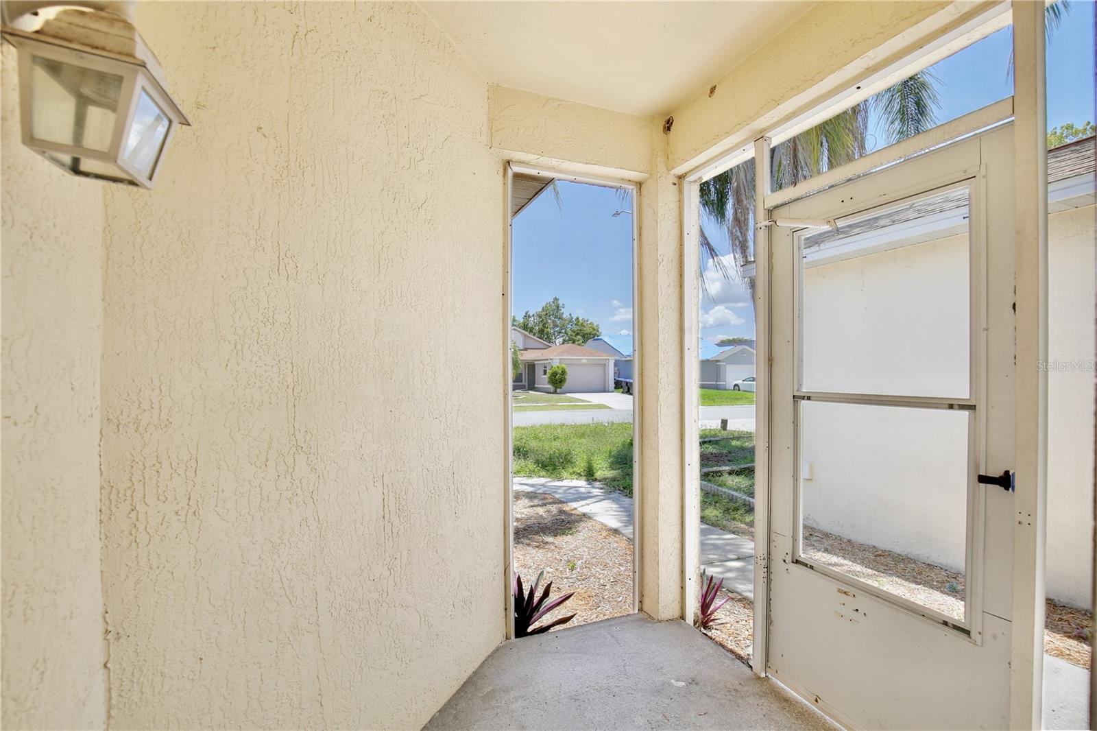 2742 WOODRUFF DRIVE
