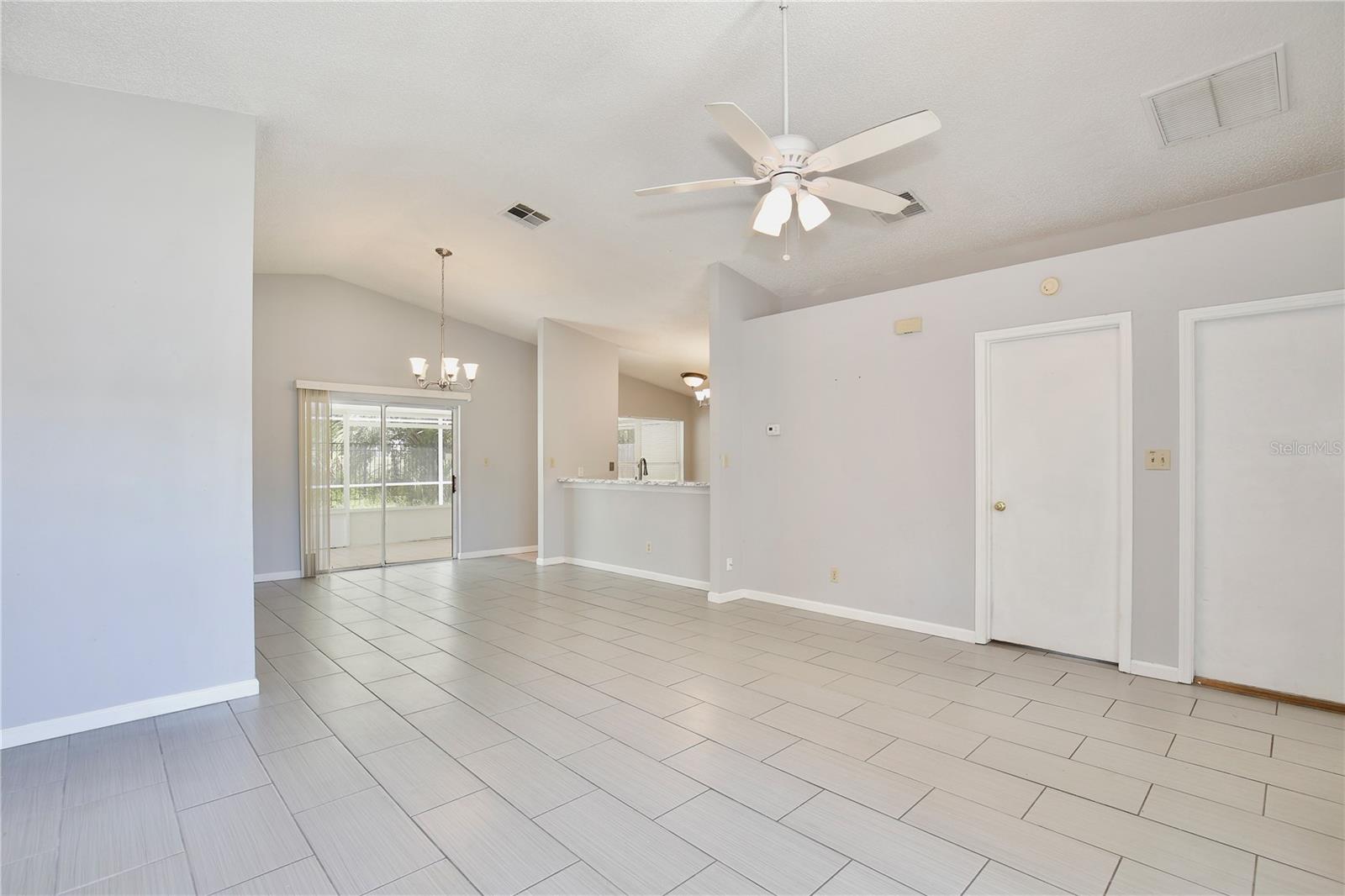 2742 WOODRUFF DRIVE
