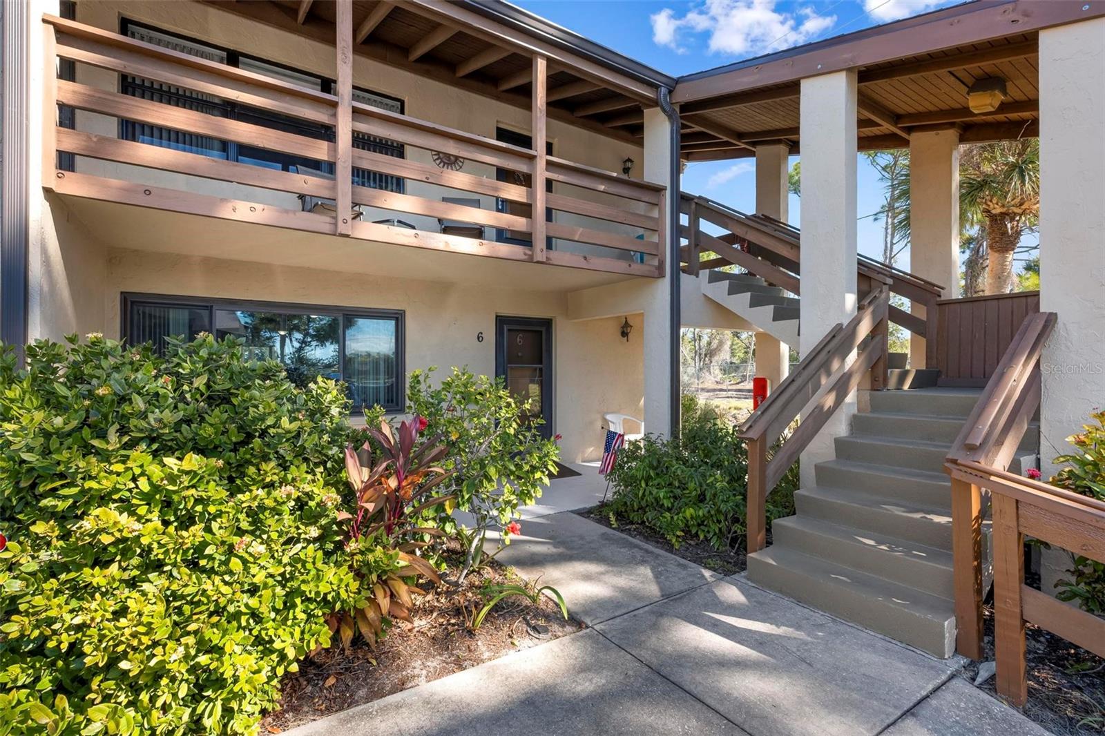 25 QUAILS RUN BOULEVARD 6, ENGLEWOOD, FL, 34223 1 25 QUAILS RUN BOULEVARD 6