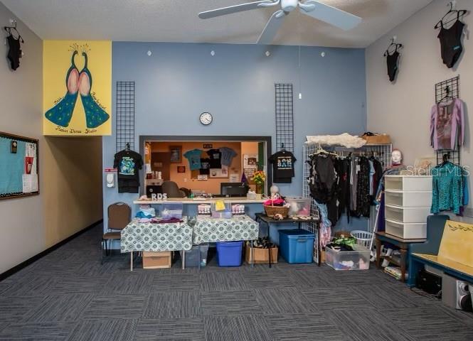 ACREAGE & UNREC - Commercial Sale