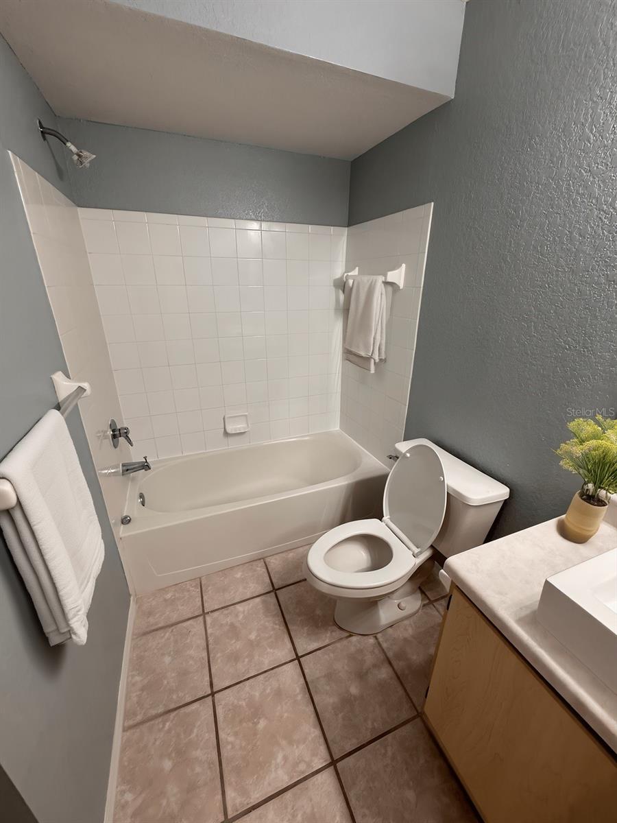 13838 FAIRWAY ISLAND DRIVE 1432