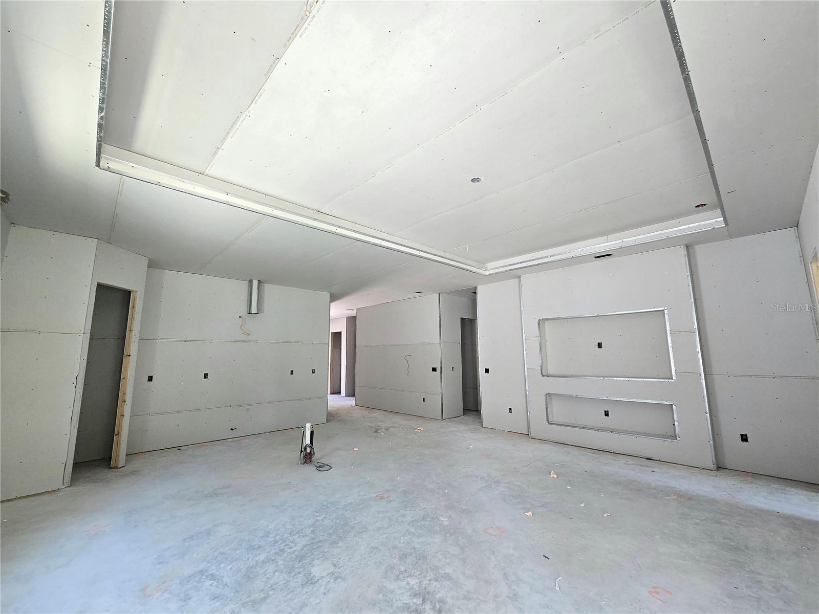 1824 SYLVAN DRIVE