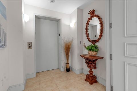 A home in LONGBOAT KEY