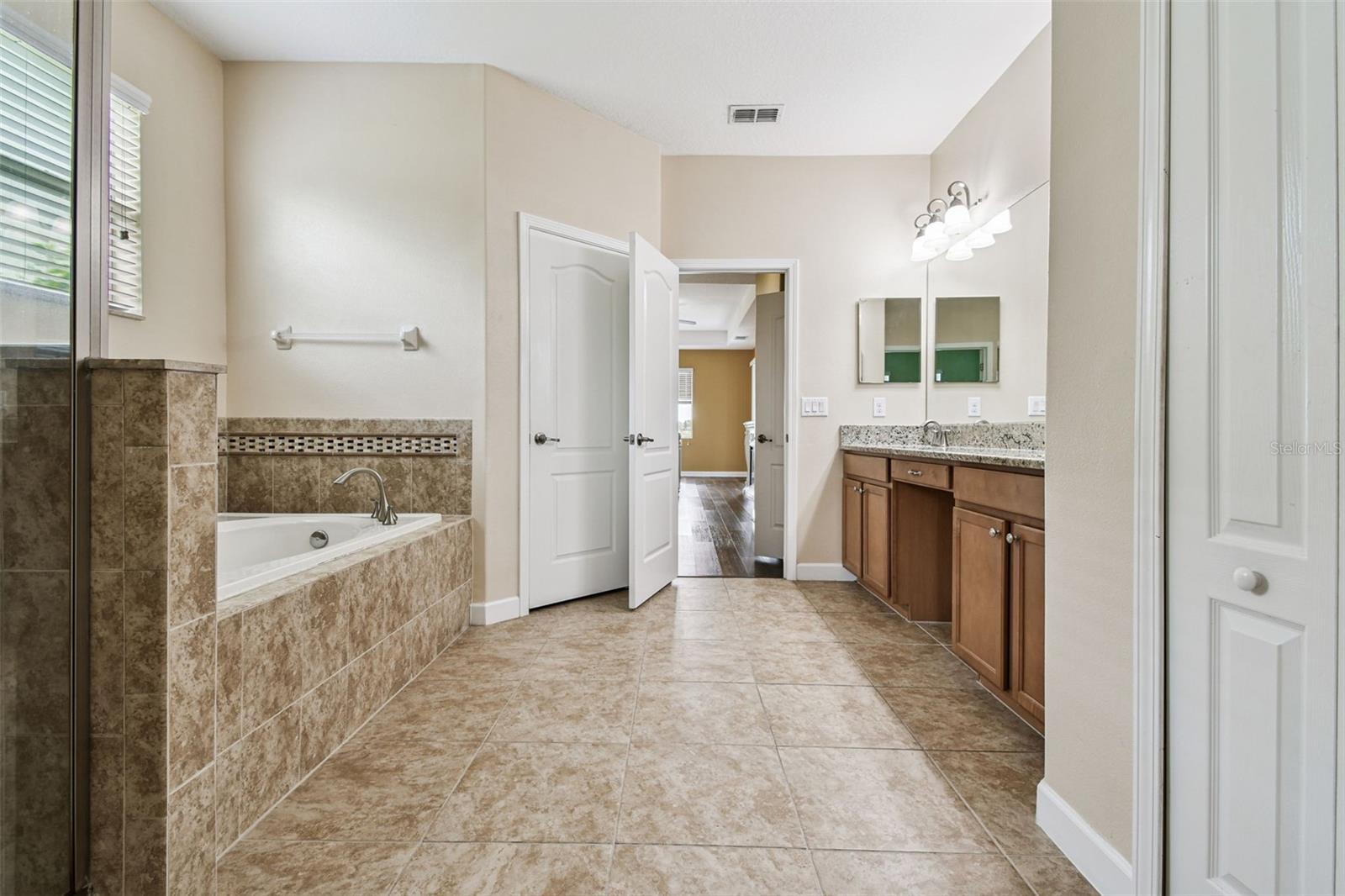 SPYGLASS AT RIVER BEND - Residential