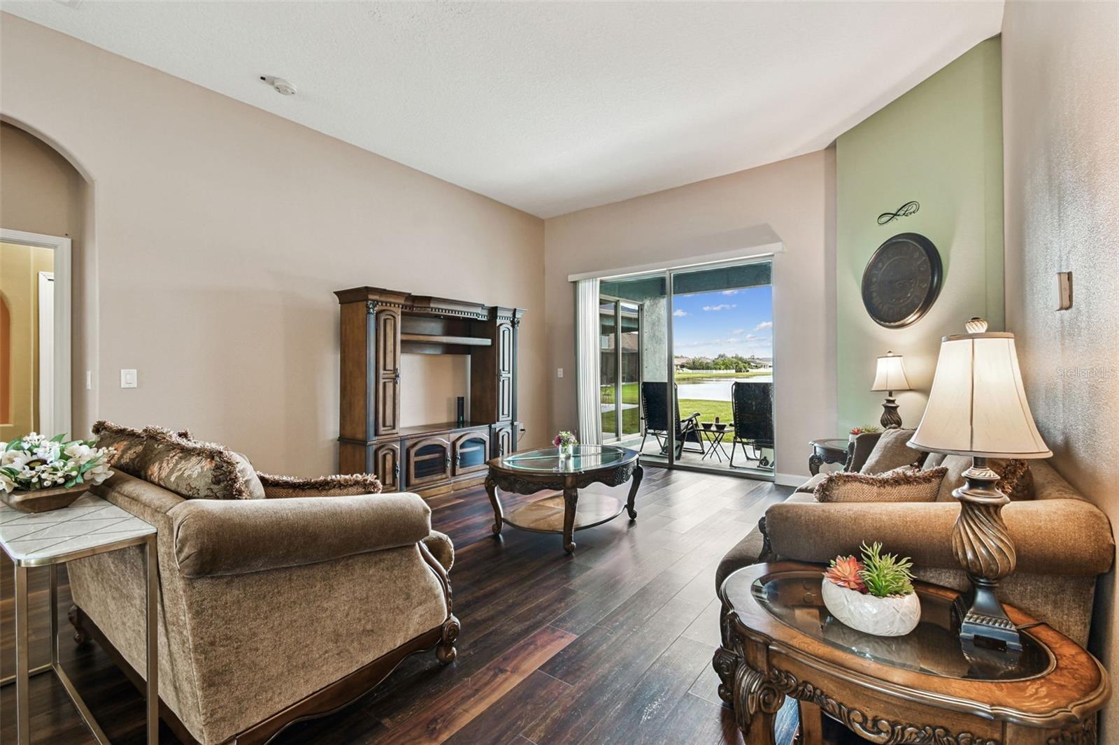 SPYGLASS AT RIVER BEND - Residential