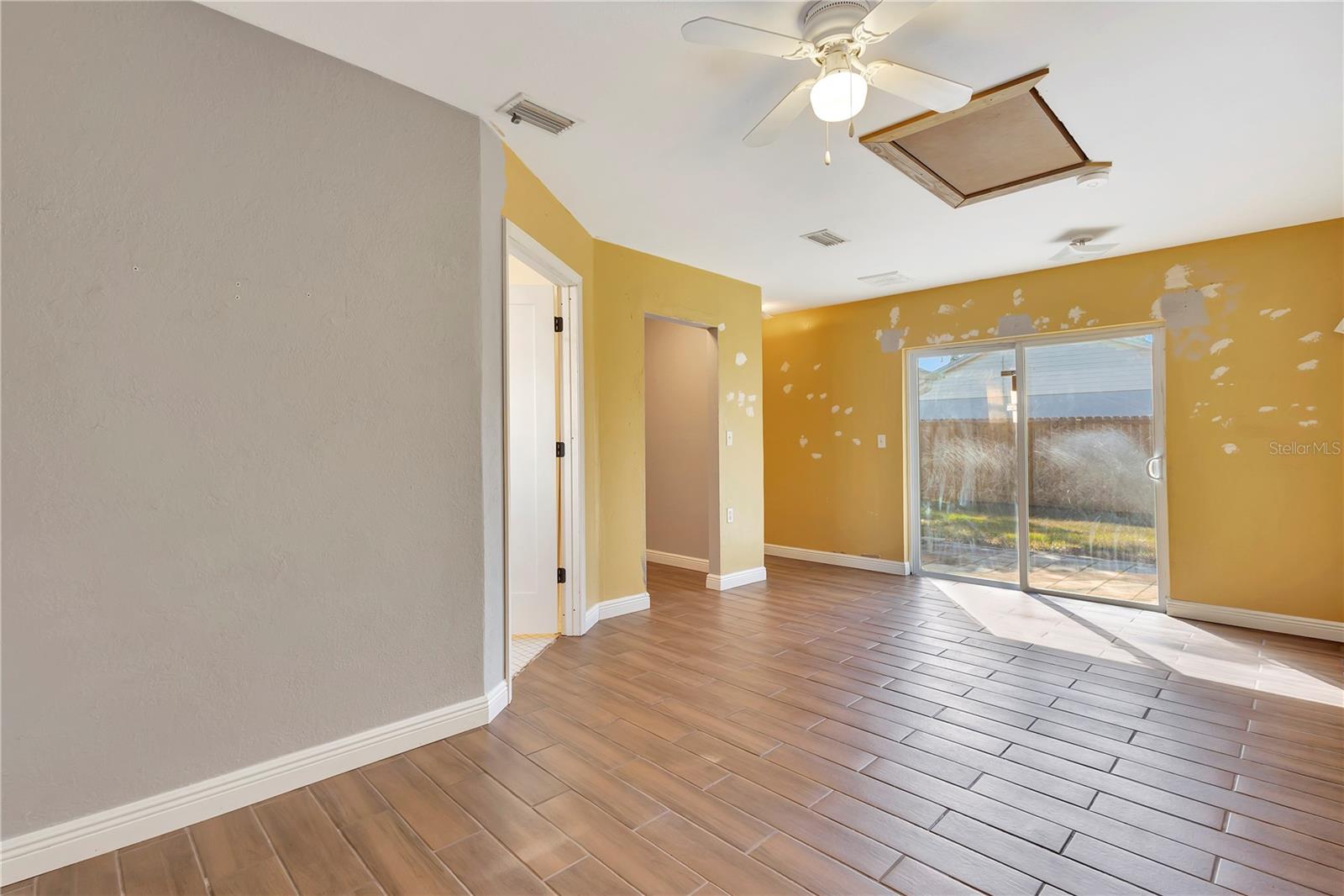 SEVEN SPGS HOMES - Residential