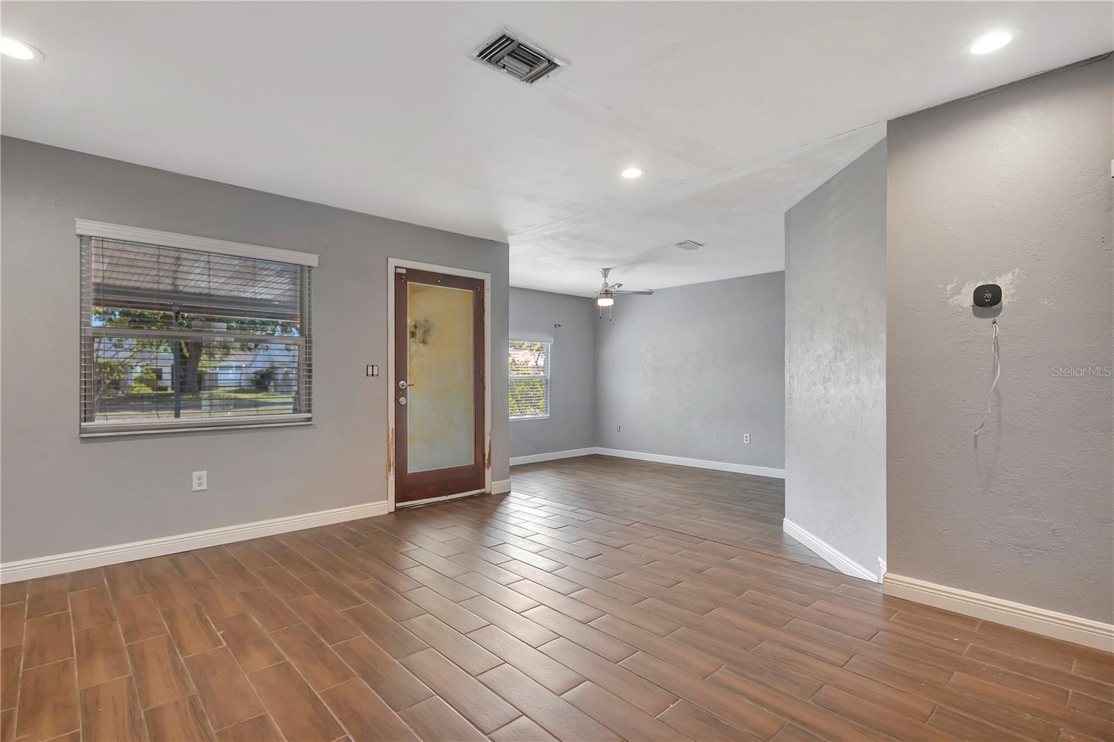 SEVEN SPGS HOMES - Residential