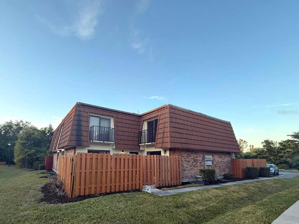 Photo of 1406 Park Shore Circle #3, Fort Myers, FL 33901 (MLS # O6428427)