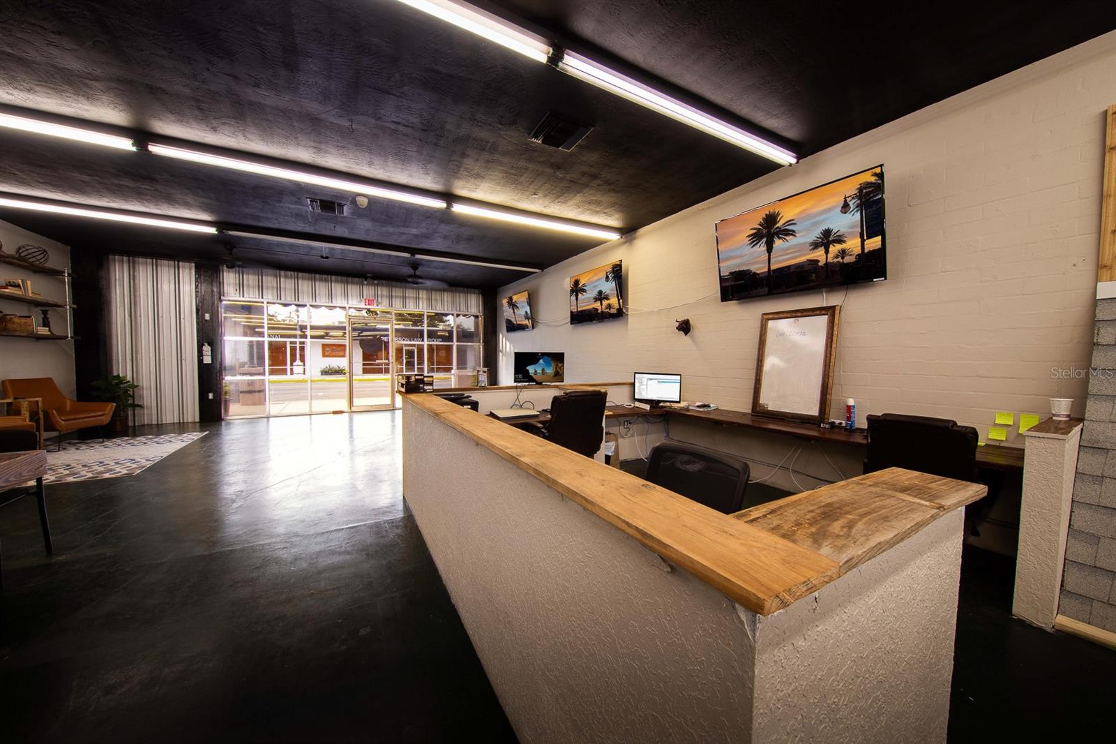 Lowds V New Smyrna - Commercial Lease