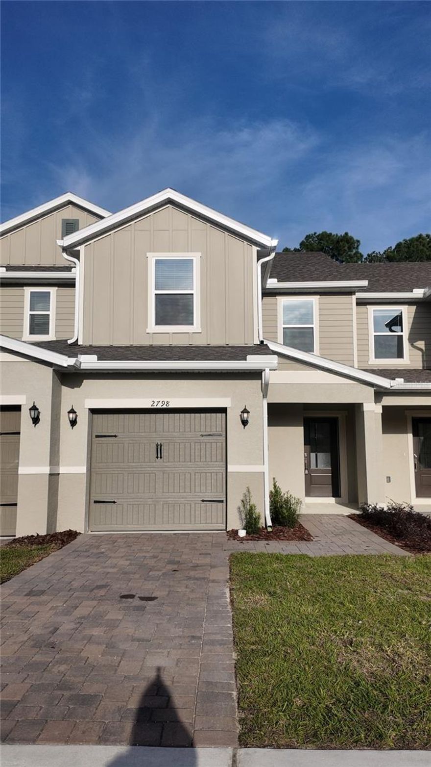 Be the first to live in this brand-new KB Home townhome located in the highly desirable Sanctuary community in Clermont. This modern and spacious property features an open-concept layout filled with natural light, a beautiful kitchen with stainless steel appliances, and an ideal flow for both everyday living and entertaining. All bedrooms are located upstairs for added privacy.
Enjoy a peaceful outdoor space with no rear neighbors, offering extra privacy and an open, relaxing view. Sanctuary provides great amenities including a community pool, playground, and walking areas.
Located just 19 minutes from Disney, and close to shopping, dining, and major highways. Zoned for excellent schools: Sawgrass Bay Elementary, Windy Hill Middle School, and East Ridge High School.
This stunning townhome is move-in ready and completely brand new, offering comfort, style, and unbeatable convenience in one of Clermont’s fastest-growing areas.