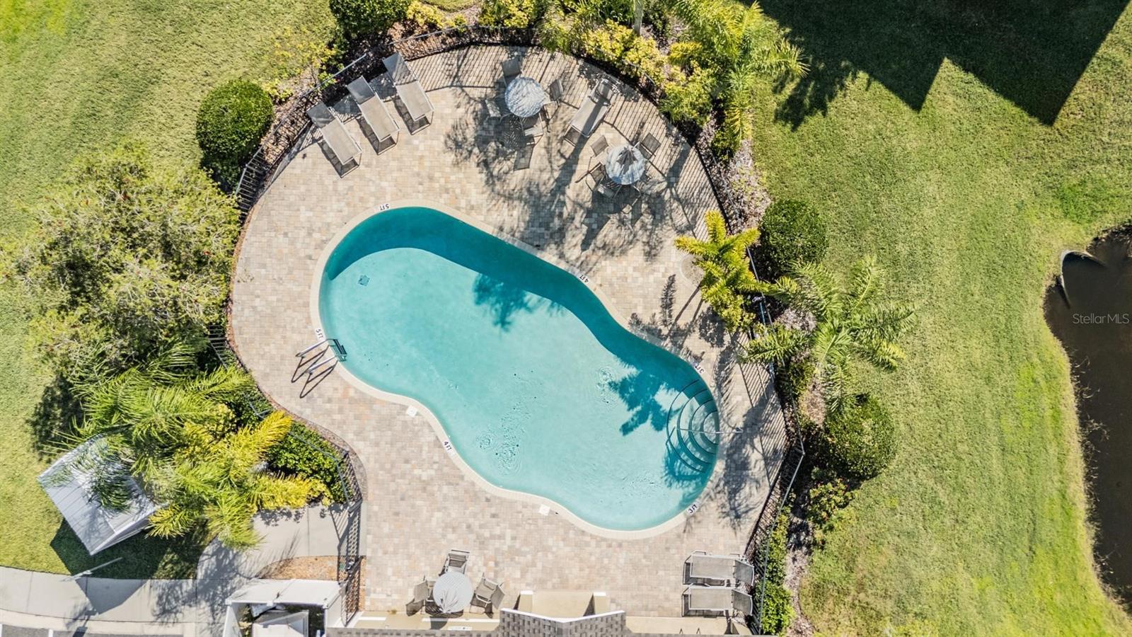 BROADWAY CENTRE TWNHMS - Residential