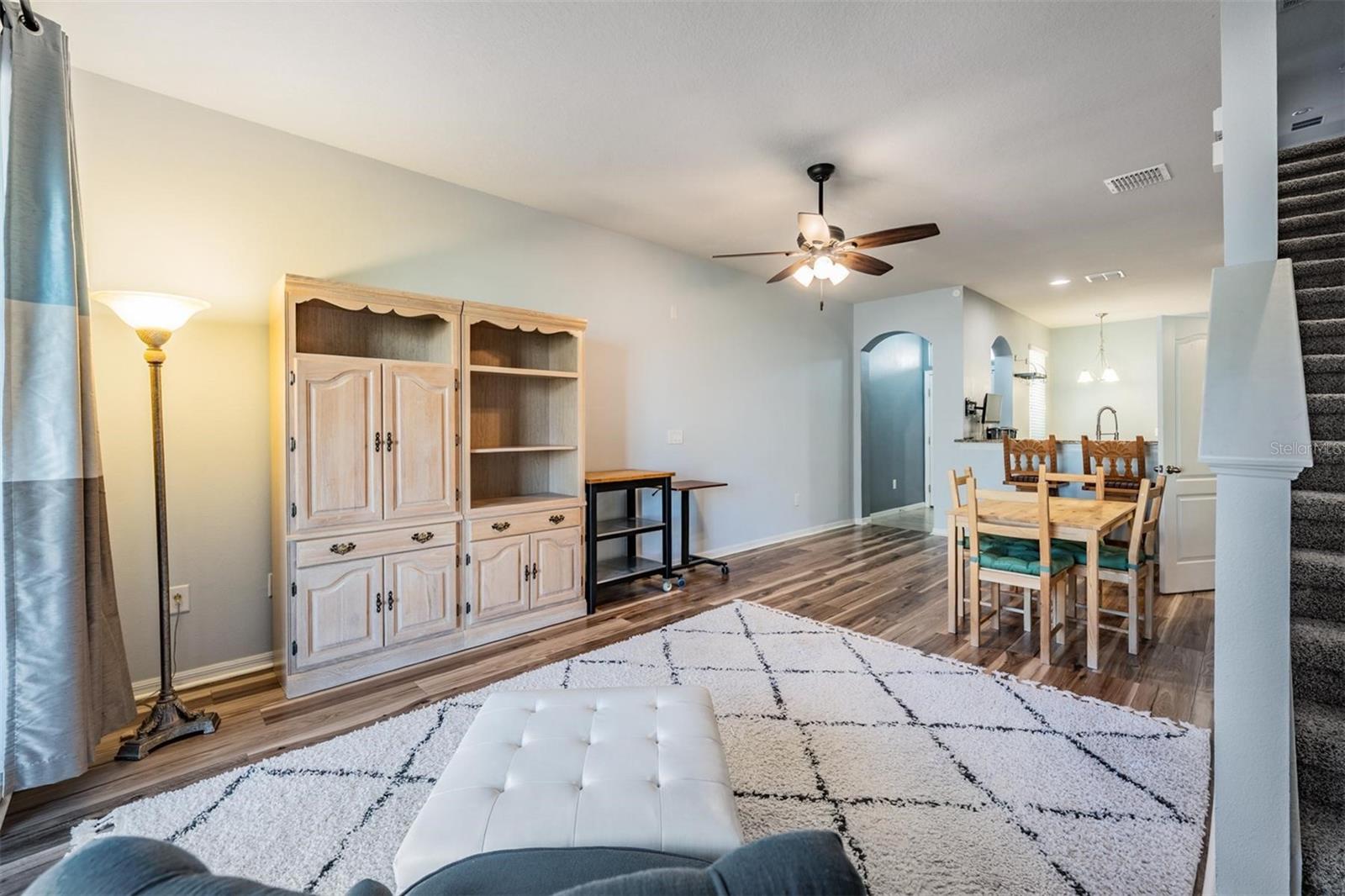 BROADWAY CENTRE TWNHMS - Residential