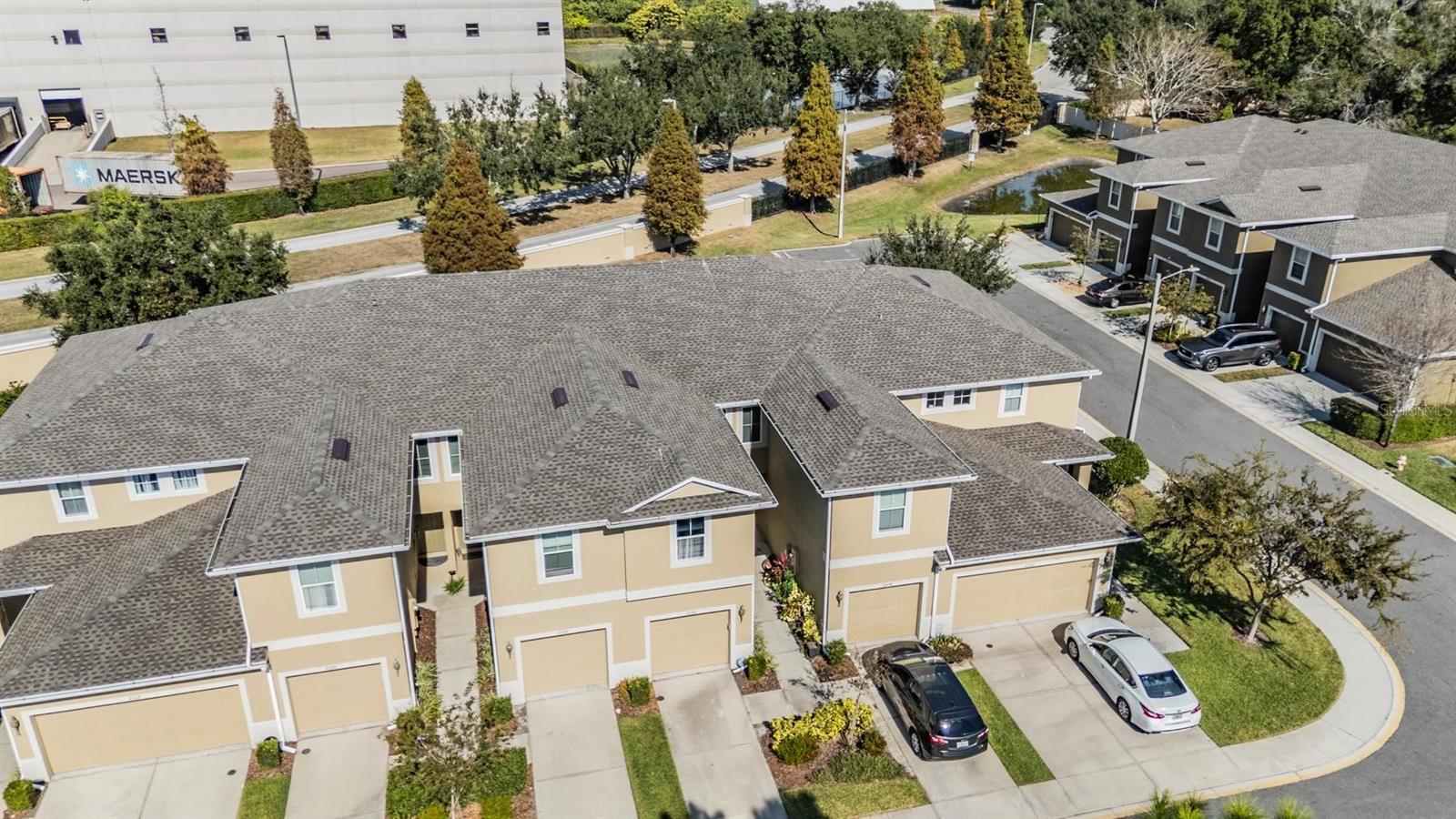 BROADWAY CENTRE TWNHMS - Residential