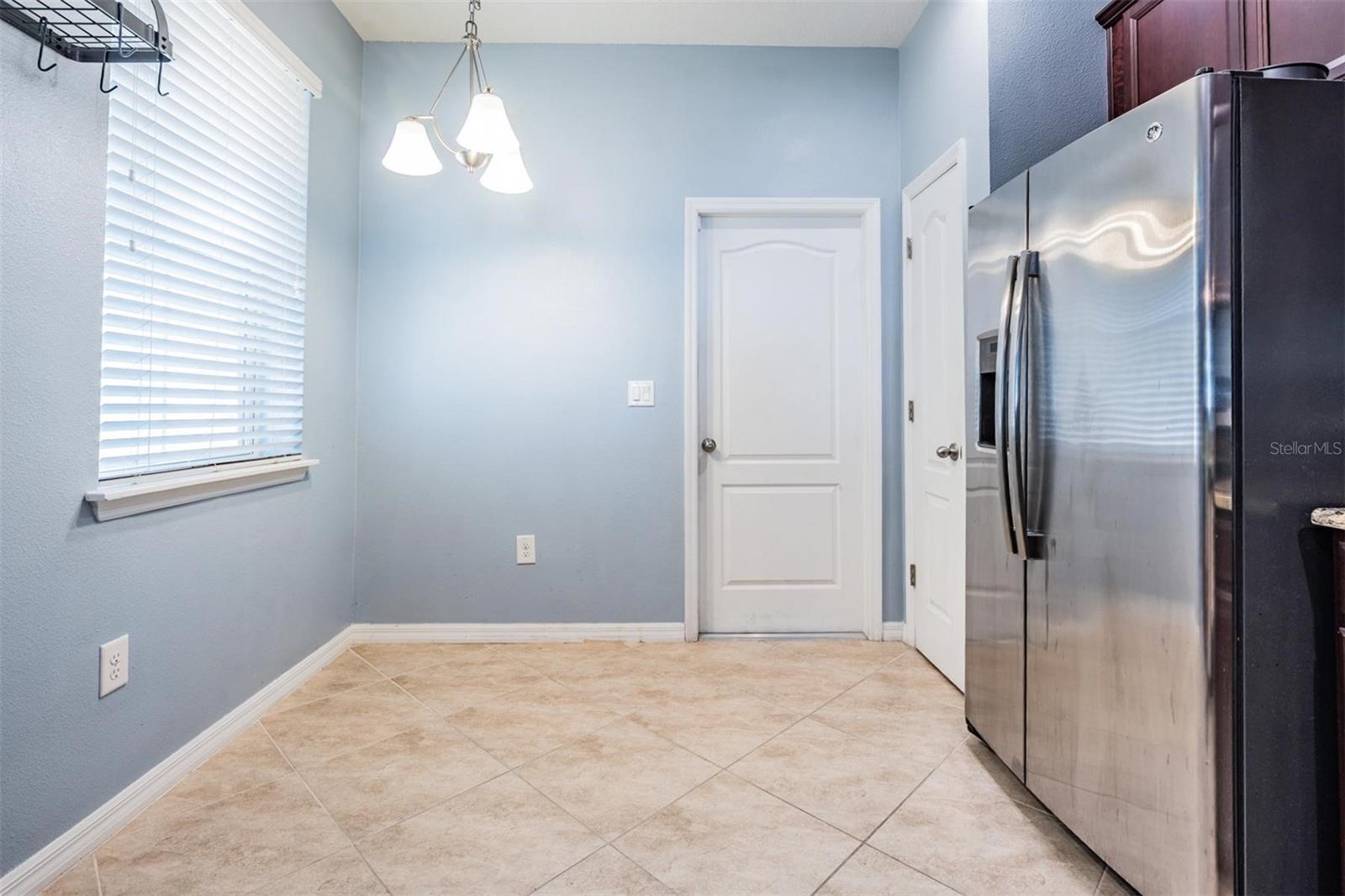 BROADWAY CENTRE TWNHMS - Residential