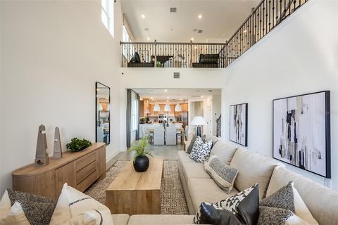 Tiny photo for 19337 Lochside Lane, Mount Dora, FL 32757 (MLS # O6369394)