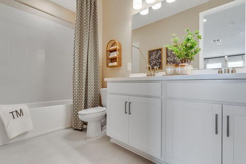 Tiny photo for 19337 Lochside Lane, Mount Dora, FL 32757 (MLS # O6369394)