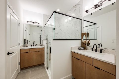 Tiny photo for 19337 Lochside Lane, Mount Dora, FL 32757 (MLS # O6369394)