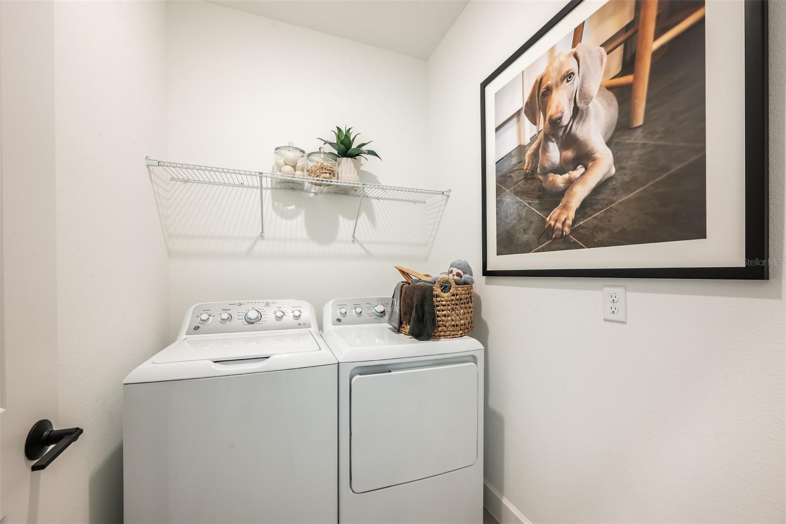 LOCHSIDE - Residential