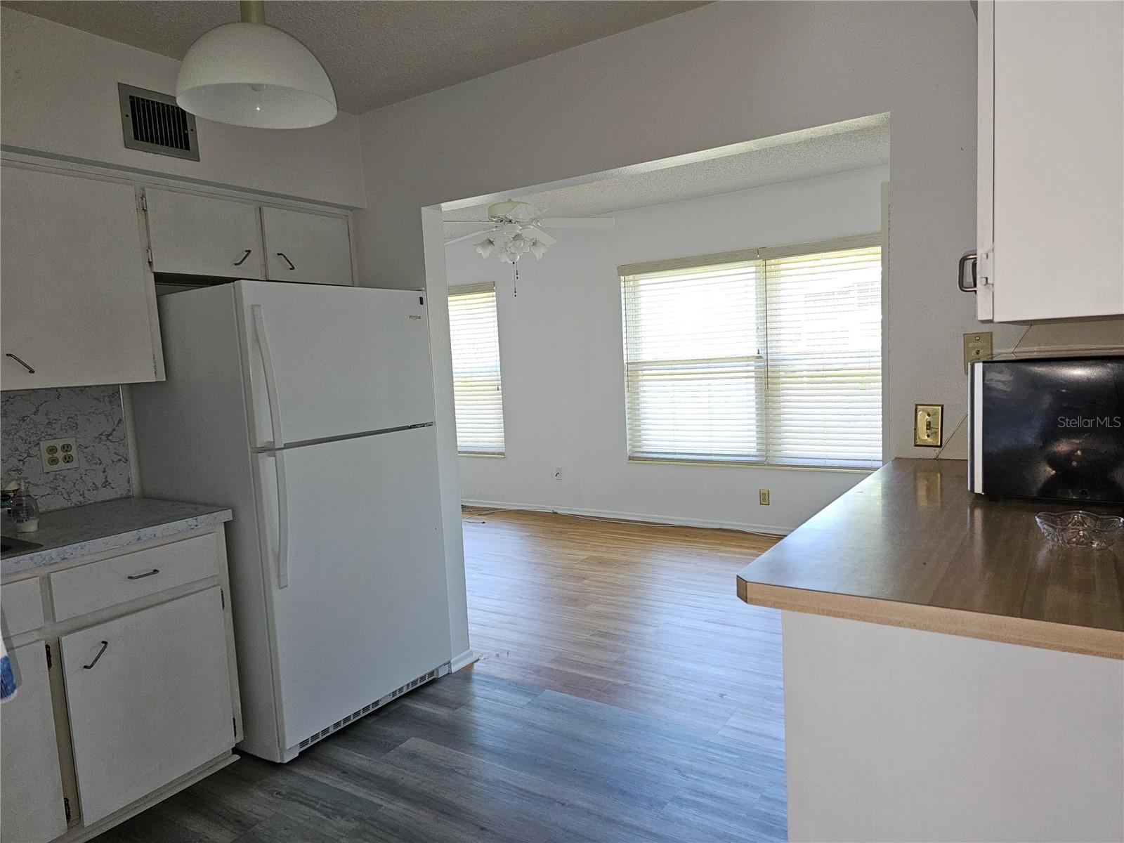 2386 SUMATRAN WAY 44