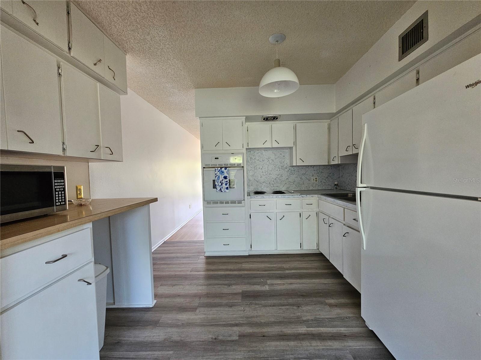 2386 SUMATRAN WAY 44