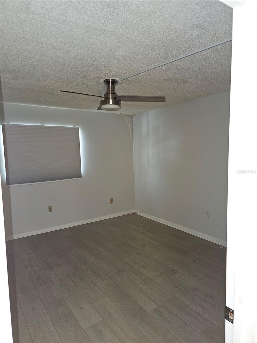 LEESBURG SPANISH OAKS CONDO - Residential