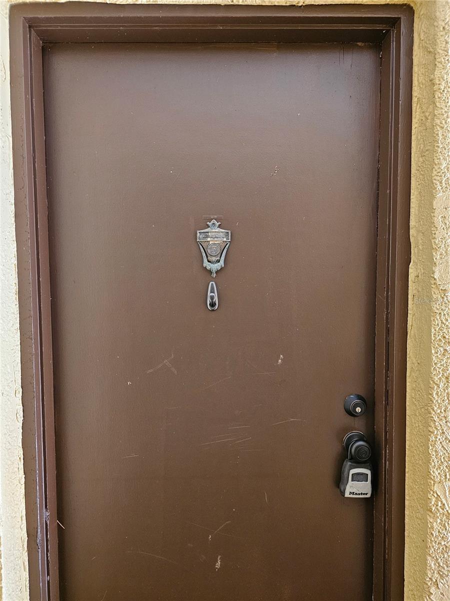 LEESBURG SPANISH OAKS CONDO - Residential