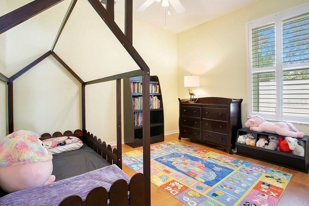 HOWELL CREEK PARK - Residential