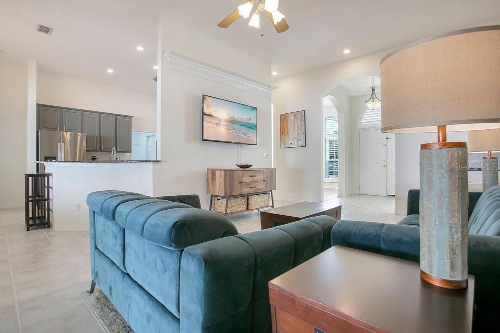 HOWELL CREEK PARK - Residential